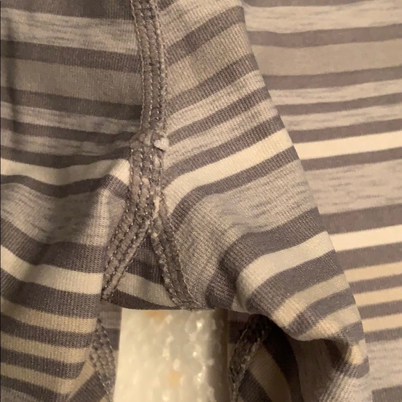 Calvin Klein performance cropped legging size sm - Picture 4 of 6